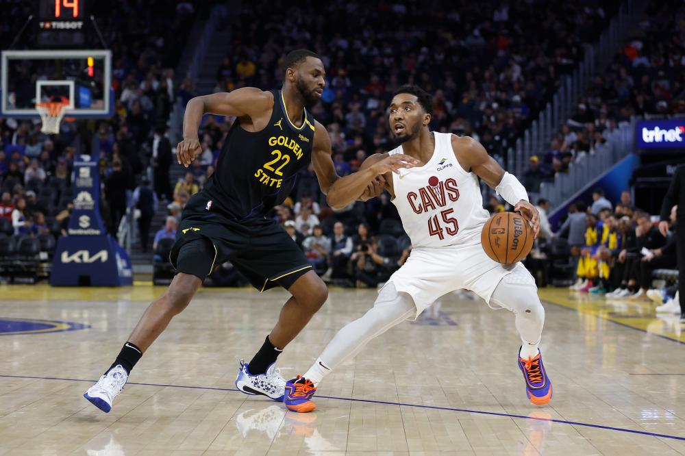 以4分优势 以4分优势