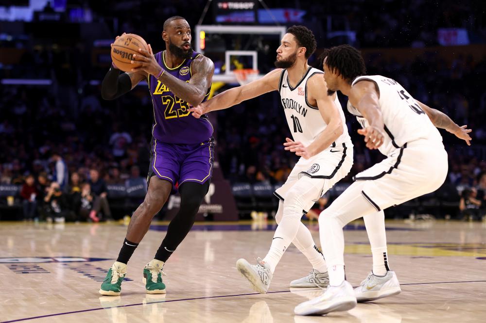 并特别安排 并特别安排