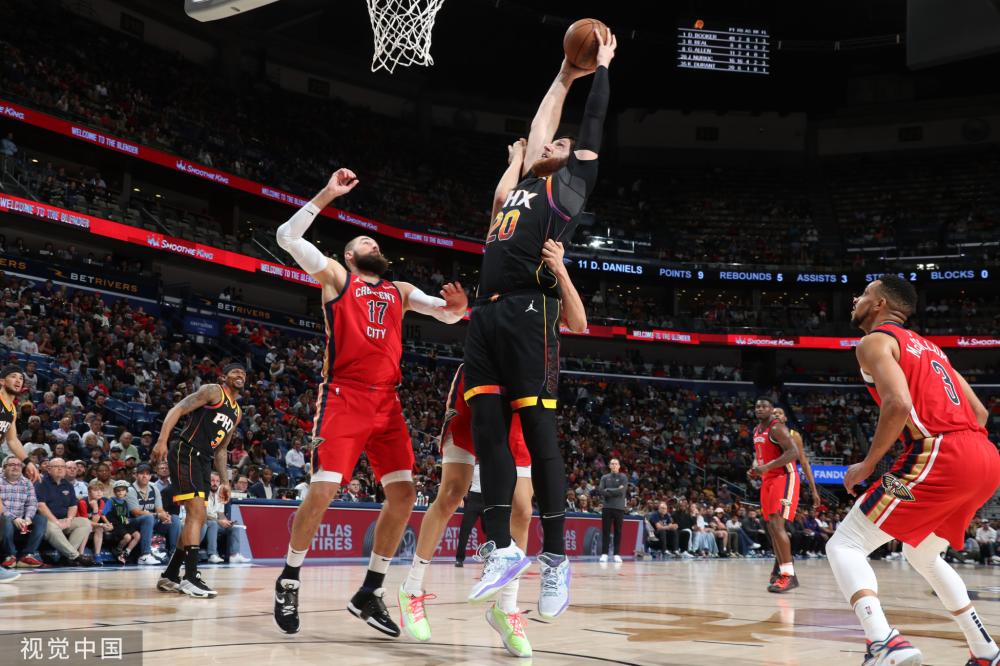 在进攻端多 在进攻端多